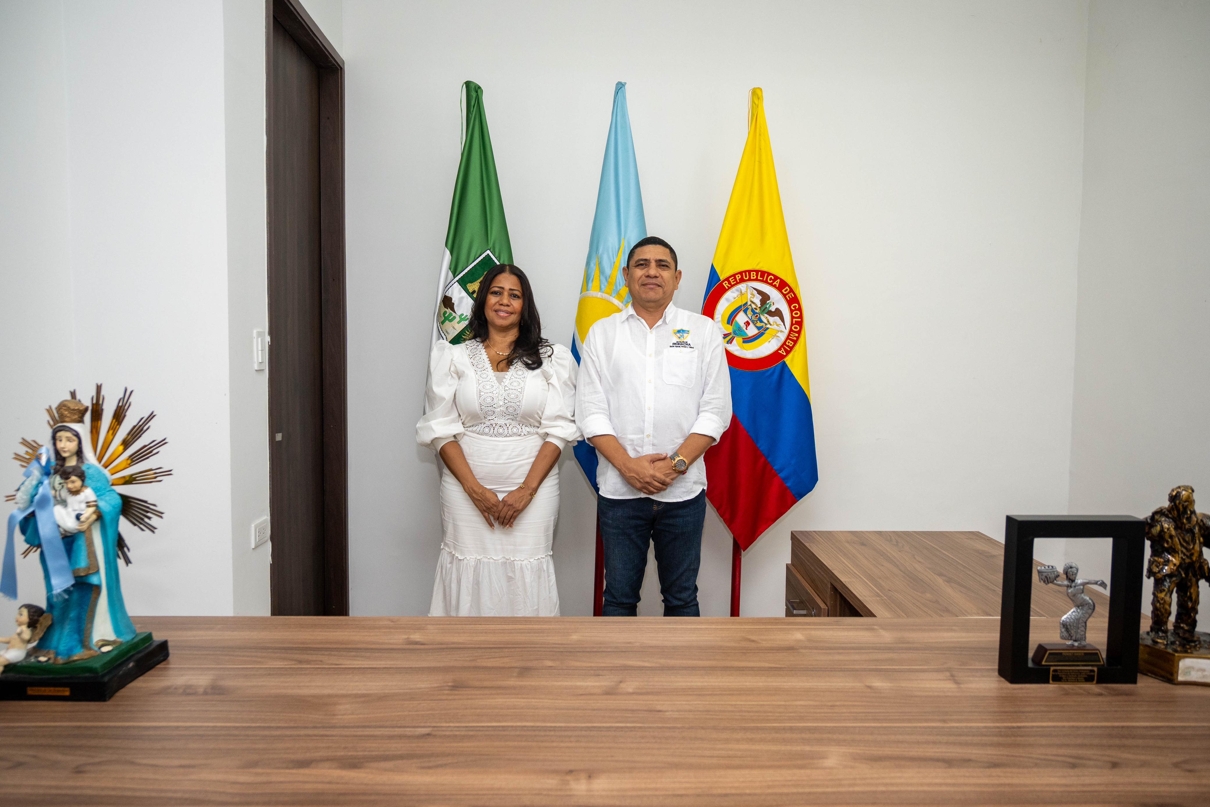 imagen de Alcalde Genaro fortalece su equipo de gobierno con la posesión de la Secretaria de Turismo y Desarrollo Económico y la Corregidora de Matitas